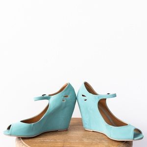 Mod Cloth Blue Wedges